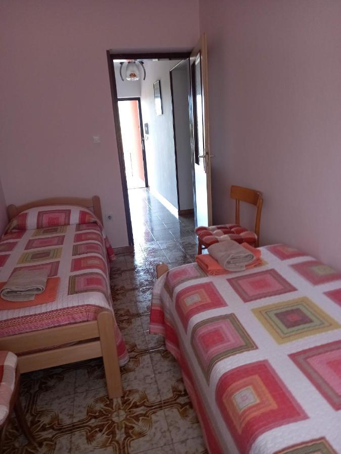 Apartment Parenzana Bibali 65 A 52460-บูเย ภายนอก รูปภาพ